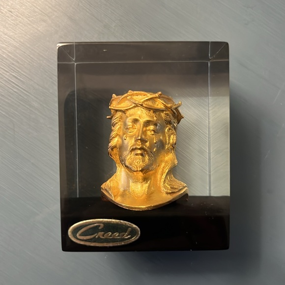 Jesus Paperweight - Picture 2 of 11